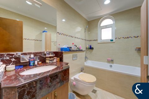 Villa en The Villa, Dubai, 6 dormitorios, 780 m², № 78842 - foto 14