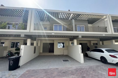 Снять в аренду таунхаус в Дубае: 3 спальни, 112.2м², № 83593 - фото 11