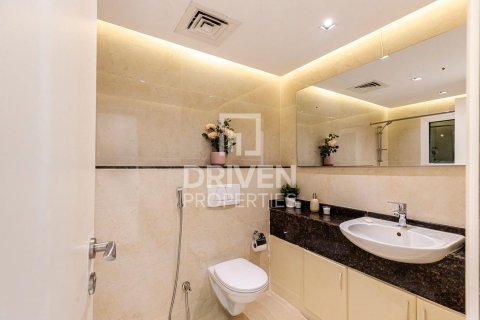 Apartment in Dubai Marina, Dubai 2 bedrooms, 113 sq.m. № 20348 - photo 7