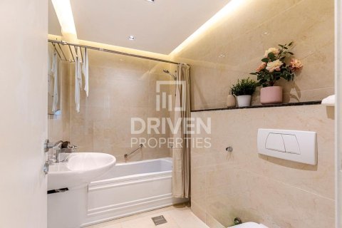 Apartment in Dubai Marina, Dubai 2 bedrooms, 113 sq.m. № 20348 - photo 9