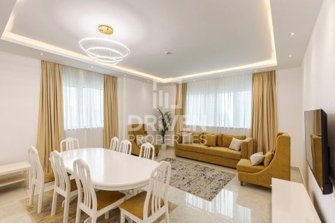 Apartment in Dubai Marina, Dubai 2 bedrooms, 113 sq.m. № 20348 - photo 1
