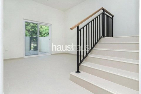 Adosado en Villanova, Dubai Land, Dubai, 4 dormitorios, 206 m², № 44065 - foto 3