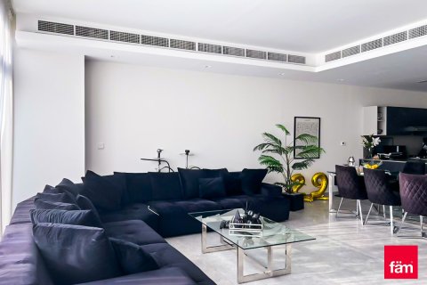 Townhouse in Al Furjan, Dubai 4 bedrooms, 177.4 sq.m. № 23887 - photo 4