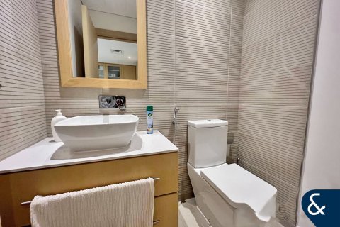 Apartment in Jumeirah Village Circle, Dubai 1 bedroom, 90 sq.m. № 79165 - photo 6