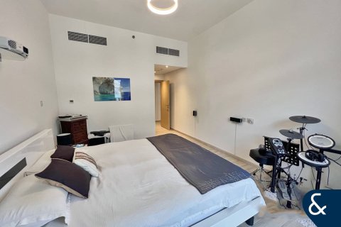 Apartment in Jumeirah Village Circle, Dubai 1 bedroom, 90 sq.m. № 79165 - photo 4