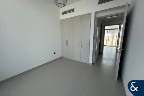 Снять в аренду виллу в Joy, Arabian Ranches 3, Дубай: 3 спальни, 129м², № 79156 - фото 5