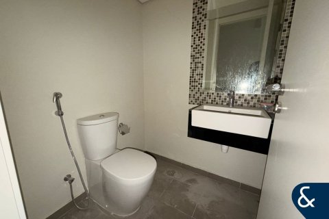 Снять в аренду виллу в DAMAC Hills (Akoya by DAMAC), Дубай: 3 спальни, 186м², № 79155 - фото 5