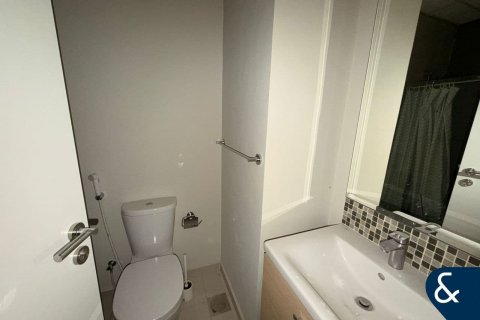 Снять в аренду виллу в DAMAC Hills (Akoya by DAMAC), Дубай: 3 спальни, 186м², № 79155 - фото 12