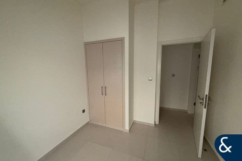 Снять в аренду виллу в DAMAC Hills (Akoya by DAMAC), Дубай: 3 спальни, 186м², № 79155 - фото 11