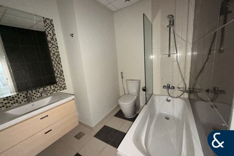 Снять в аренду виллу в DAMAC Hills (Akoya by DAMAC), Дубай: 3 спальни, 186м², № 79155 - фото 17