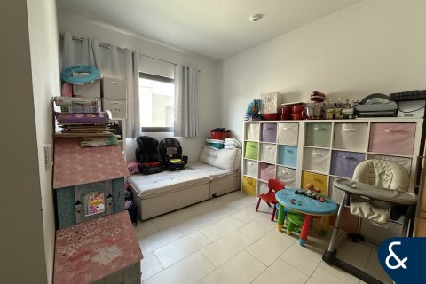 Снять в аренду виллу в Villanova, Dubai Land, Дубай: 4 спальни, 216м², № 79167 - фото 6