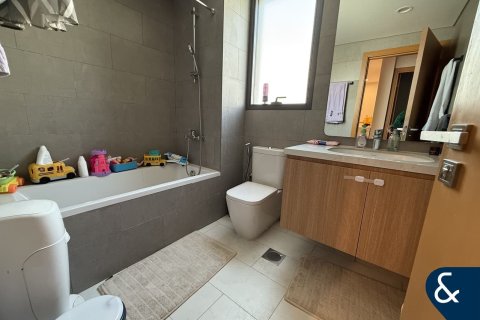 Снять в аренду виллу в Villanova, Dubai Land, Дубай: 4 спальни, 216м², № 79167 - фото 9