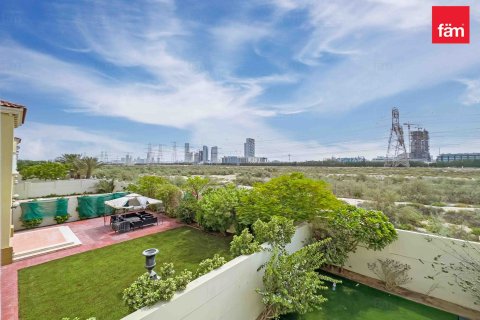 فيلا في دبي 4 غرف نوم, 514.2 م² رقم 53322 - صورة 2