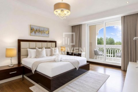 Apartamento en The Crescent, Palm Jumeirah, Dubai, 2 dormitorios, 163.23 m², № 126485 - foto 3
