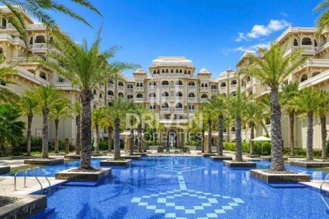 Apartamento en The Crescent, Palm Jumeirah, Dubai, 2 dormitorios, 163.23 m², № 126485 - foto 14