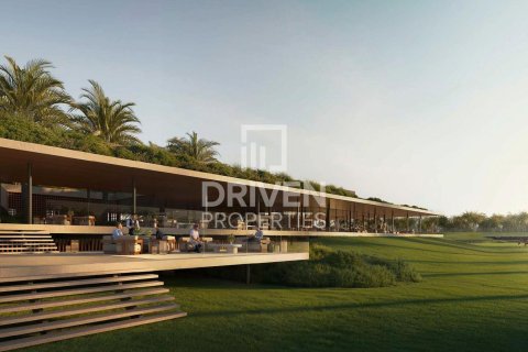 Villa en Dubai Investment Park, Dubai, 4 dormitorios, 489.41 m², № 126487 - foto 2