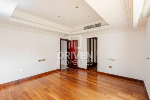 Villa en Palm Jumeirah, Dubai, 4 dormitorios, 1079 m², № 86869 - foto 16