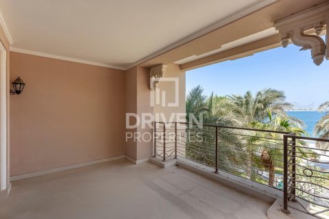 Villa en Palm Jumeirah, Dubai, 4 dormitorios, 1079 m², № 86869 - foto 26