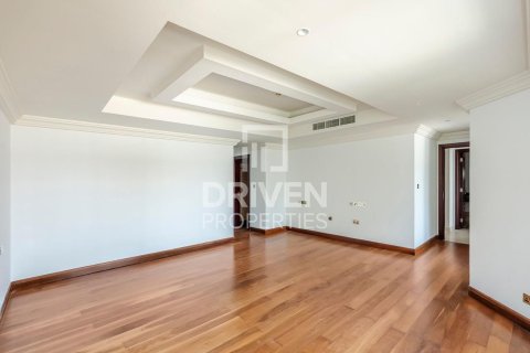 Villa en Palm Jumeirah, Dubai, 4 dormitorios, 1079 m², № 86869 - foto 14