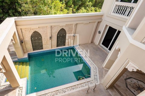 Villa en Palm Jumeirah, Dubai, 4 dormitorios, 1079 m², № 86869 - foto 25