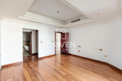 Villa en Palm Jumeirah, Dubai, 4 dormitorios, 1079 m², № 86869 - foto 10