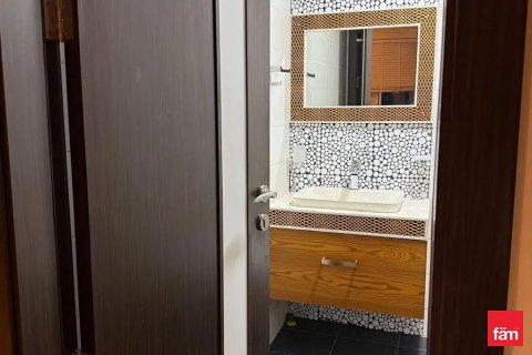 Apartment in Business Bay, Dubai 2 bedrooms, 104.4 sq.m. № 50013 - photo 13