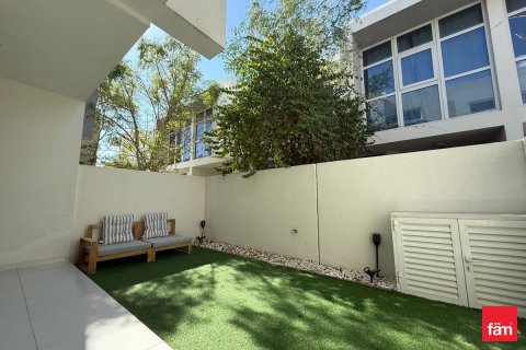 Снять в аренду таунхаус в Дубае: 3 спальни, 112.2м², № 93659 - фото 28