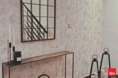 Townhouse in Dubai 2 bedrooms, 180 sq.m. № 93657 - photo 14