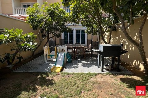 Townhouse in Dubai 2 bedrooms, 180 sq.m. № 93657 - photo 11