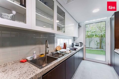 تاون هاوس في دبي 3 غرف نوم, 422.9 م² رقم 64424 - صورة 9