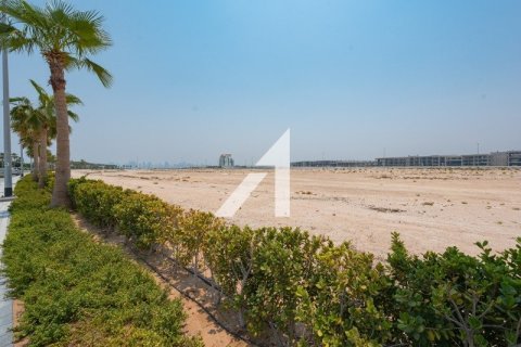 Купить земельный участок в Дубае: 5431.4м², № 11112 - фото 1