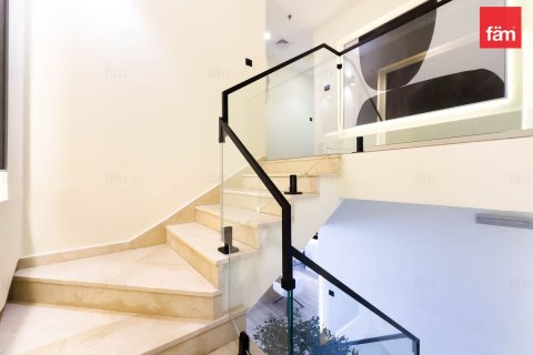 Apartment in Dubai Marina, Dubai 3 bedrooms, 208 sq.m. № 49894 - photo 3