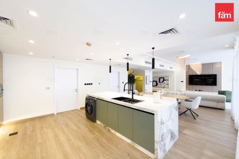 Apartment in Dubai Marina, Dubai 3 bedrooms, 208 sq.m. № 49894 - photo 5