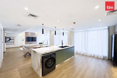 Apartment in Dubai Marina, Dubai 3 bedrooms, 208 sq.m. № 49894 - photo 17