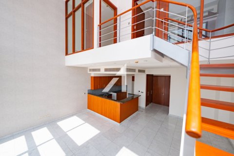 Apartment in Central Park Tower, DIFC, Dubai 2 bedrooms, 150.6 sq.m. № 60038 - photo 3