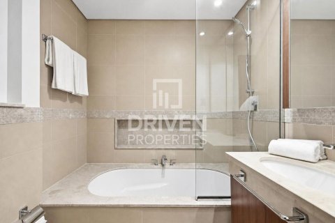 Apartment in Burj Vista, Downtown Dubai (Downtown Burj Dubai), Dubai 3 bedrooms, 195.65 sq.m. № 135994 - photo 22