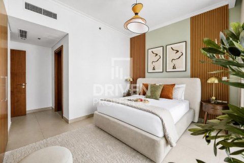 Apartment in Burj Vista, Downtown Dubai (Downtown Burj Dubai), Dubai 3 bedrooms, 195.65 sq.m. № 135994 - photo 2