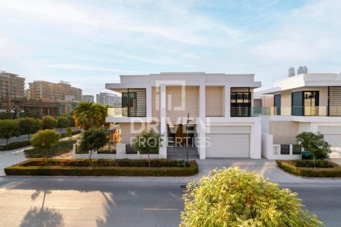 Villa in Sobha Hartland, Mohammed Bin Rashid City, Dubai 5 bedrooms, 745.83 sq.m. № 136056 - photo 26