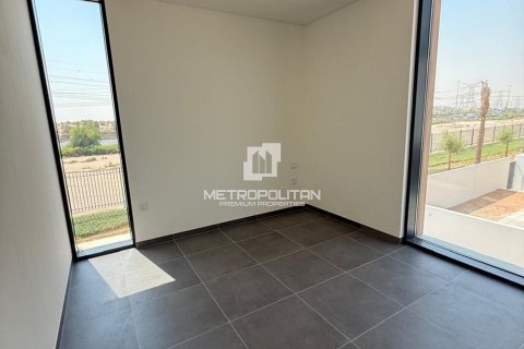 Villa in Arabian Ranches 3, Dubai 4 bedrooms, 302 sq.m. № 73622 - photo 4