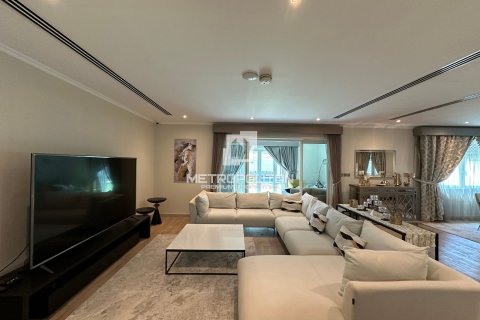 Villa in Jumeirah Park, Dubai 4 bedrooms, 403 sq.m. № 73620 - photo 7