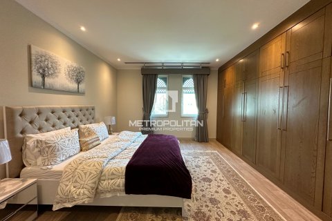 Villa in Jumeirah Park, Dubai 4 bedrooms, 403 sq.m. № 73620 - photo 22