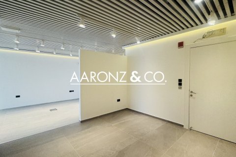 Oficina en Business Bay, Dubai, 100 m², № 78227 - foto 1