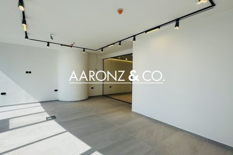 Oficina en Business Bay, Dubai, 100 m², № 78227 - foto 12