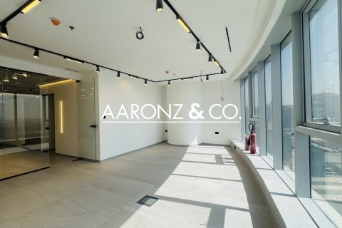 Oficina en Business Bay, Dubai, 100 m², № 78227 - foto 6