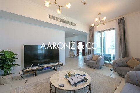 Apartamento en Downtown Dubai (Downtown Burj Dubai), Dubai, 3 dormitorios, 241 m², № 78223 - foto 3