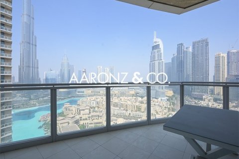 Apartamento en Downtown Dubai (Downtown Burj Dubai), Dubai, 3 dormitorios, 241 m², № 78223 - foto 1