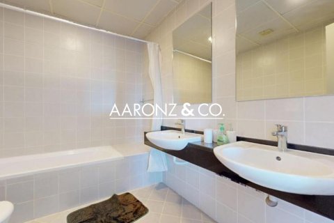 Appartement à Dubai Marina, Dubai, 2 chambres, 138.5 m², № 78225 - photo 8