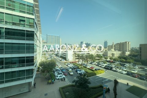 Bureau à Sheikh Zayed Road, Dubai, 557 m², № 78228 - photo 11