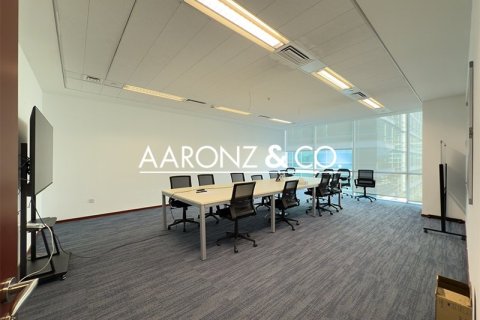 Bureau à Sheikh Zayed Road, Dubai, 557 m², № 78228 - photo 4