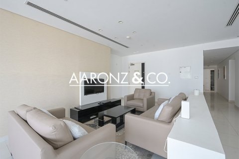 Apartamento en Business Bay, Dubai, 3 dormitorios, 194 m², № 78237 - foto 4